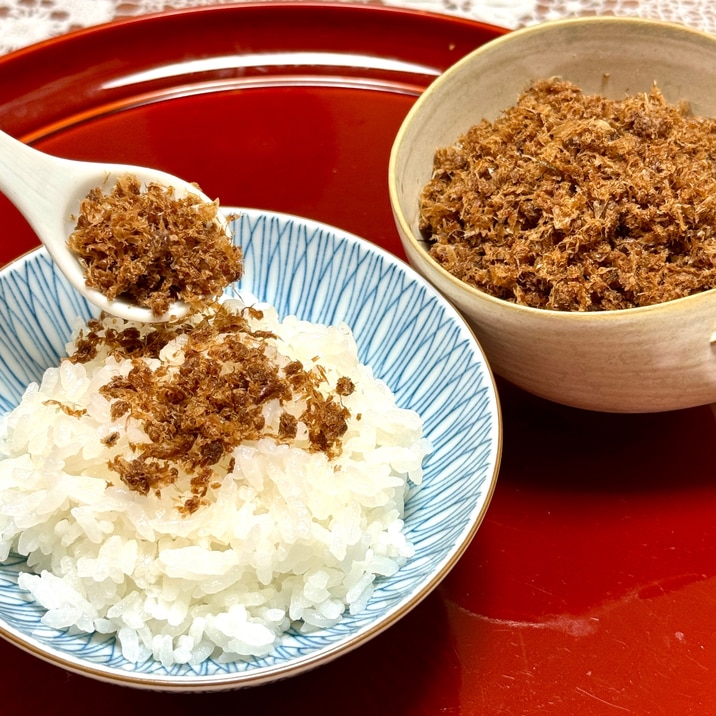 お弁当にも出汁がらの鰹節で風味満点☆おかかふりかけ